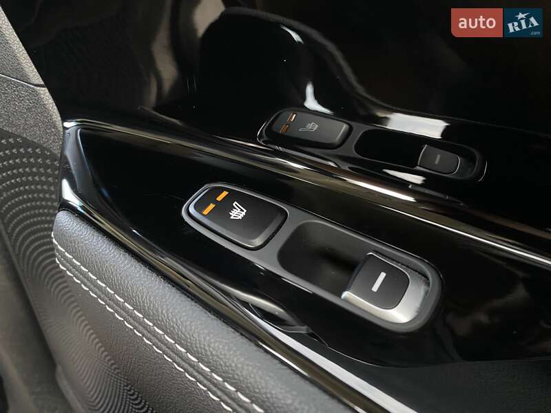 Позашляховик / Кросовер Kia Niro 2020 в Львові фото 12 Позашляховик / Кросовер Kia Niro 2020 в Львові