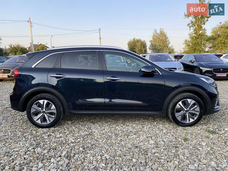 Позашляховик / Кросовер Kia Niro 2020 в Львові фото 18 Позашляховик / Кросовер Kia Niro 2020 в Львові