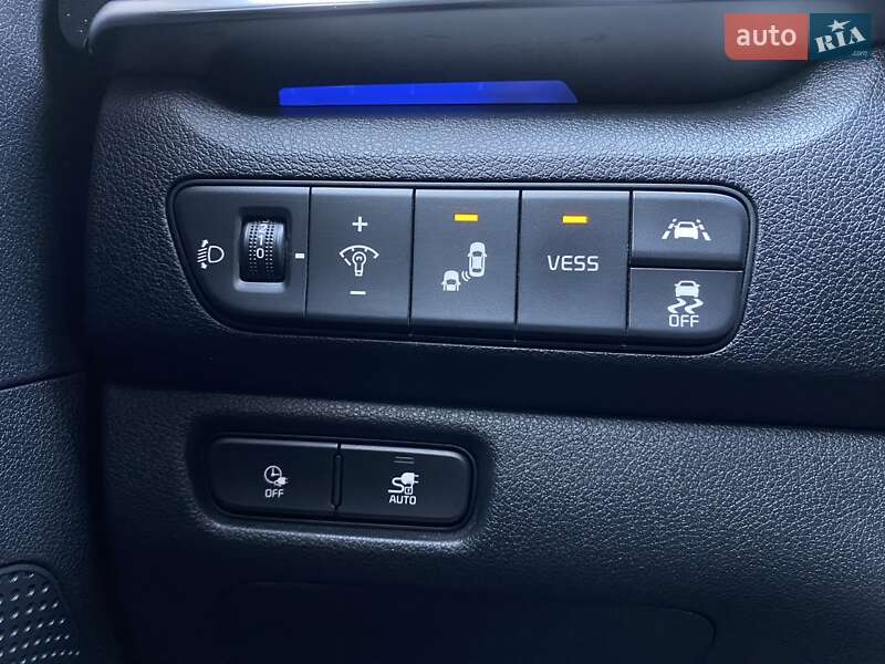 Позашляховик / Кросовер Kia Niro 2020 в Львові фото 7 Позашляховик / Кросовер Kia Niro 2020 в Львові