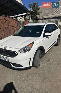 Внедорожник / Кроссовер Kia Niro 2016 в Звенигородке