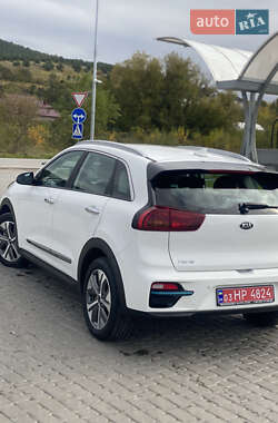 Внедорожник / Кроссовер Kia Niro 2021 в 