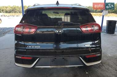 Внедорожник / Кроссовер Kia Niro 2017 в 