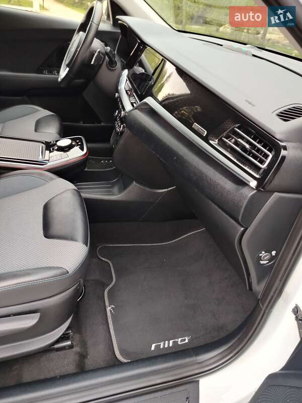 Позашляховик / Кросовер Kia Niro 2021 в Ірпені