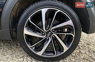 Внедорожник / Кроссовер Kia Niro 2020 в 