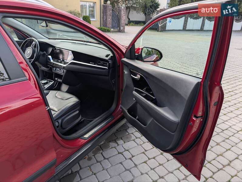 Позашляховик / Кросовер Kia Niro 2020 в Тернополі