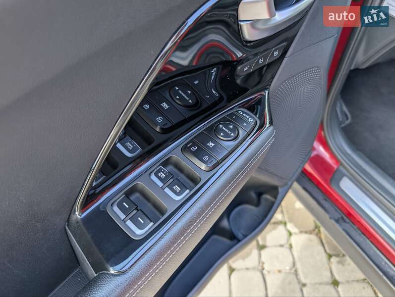 Позашляховик / Кросовер Kia Niro 2020 в Тернополі