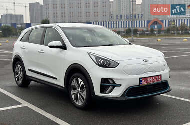 Внедорожник / Кроссовер Kia Niro 2020 в 