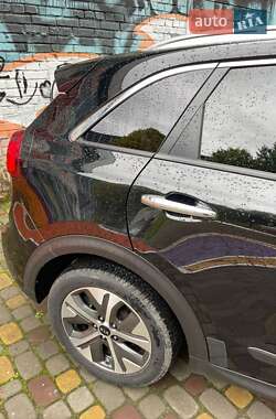 Внедорожник / Кроссовер Kia Niro 2020 в 