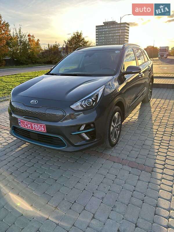 Позашляховик / Кросовер Kia Niro 2020 в Львові