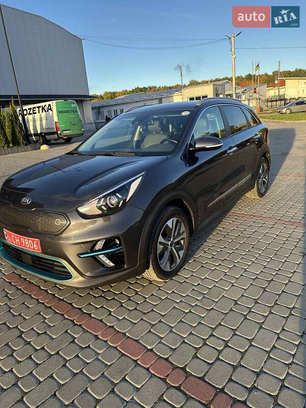 Позашляховик / Кросовер Kia Niro 2020 в Львові