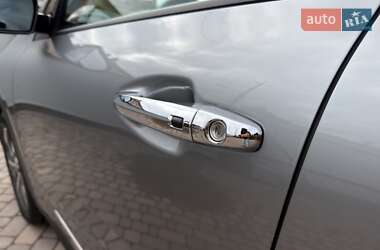 Внедорожник / Кроссовер Kia Niro 2022 в 