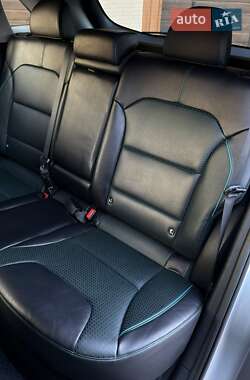 Внедорожник / Кроссовер Kia Niro 2022 в 