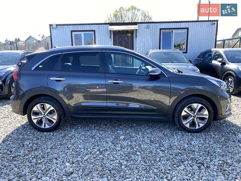 Внедорожник / Кроссовер Kia Niro 2020 в Львове
