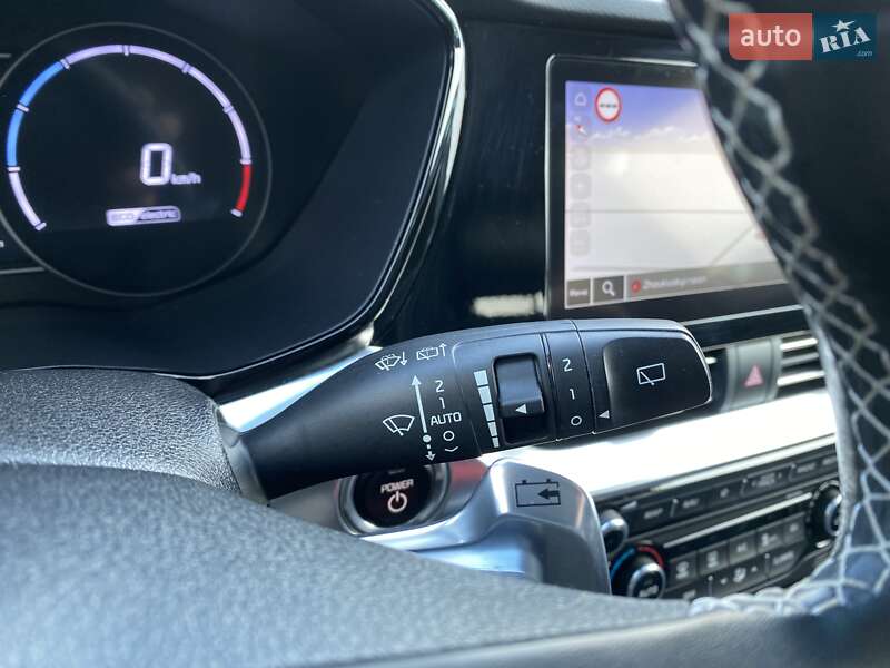 Внедорожник / Кроссовер Kia Niro 2020 в Львове