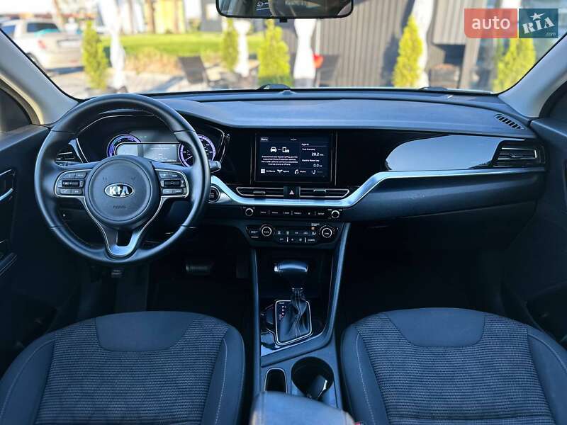 Позашляховик / Кросовер Kia Niro 2020 в Києві фото 18 Позашляховик / Кросовер Kia Niro 2020 в Києві