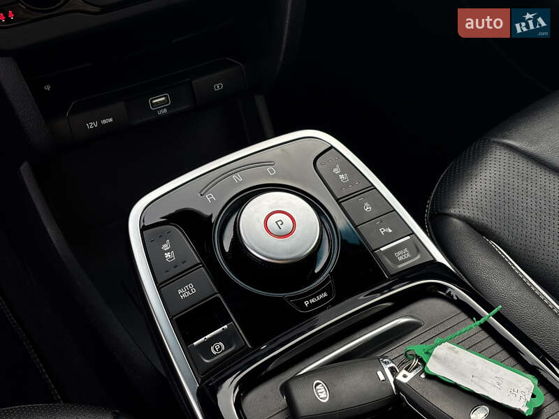 Внедорожник / Кроссовер Kia Niro 2020 в Львове