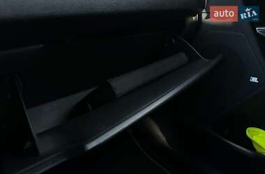 Внедорожник / Кроссовер Kia Niro 2021 в 