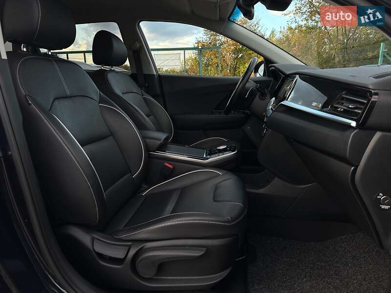 Позашляховик / Кросовер Kia Niro 2021 в Львові