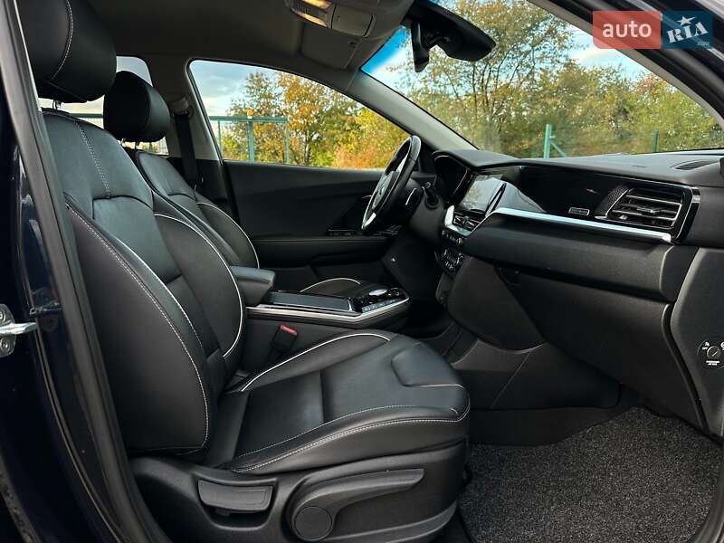 Позашляховик / Кросовер Kia Niro 2021 в Львові