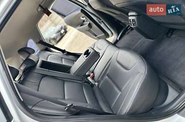 Внедорожник / Кроссовер Kia Niro 2019 в 