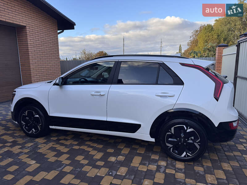 Внедорожник / Кроссовер Kia Niro 2023 в Казатине
