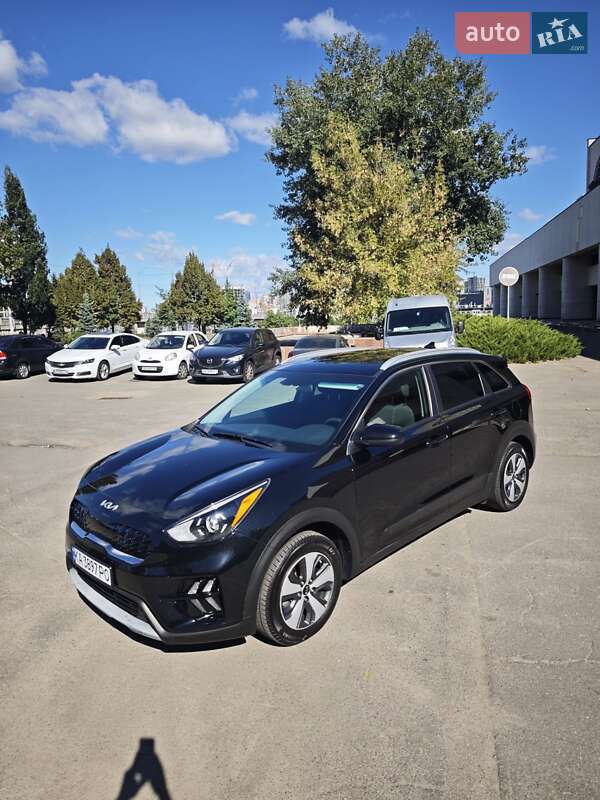 Внедорожник / Кроссовер Kia Niro 2020 в Киеве