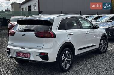Внедорожник / Кроссовер Kia Niro 2020 в 