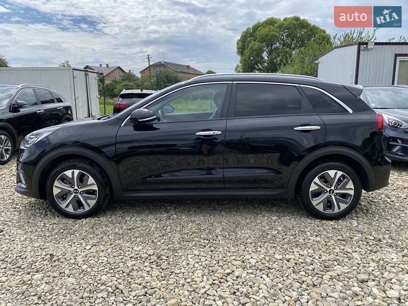 Позашляховик / Кросовер Kia Niro 2020 в Львові фото 16 Позашляховик / Кросовер Kia Niro 2020 в Львові