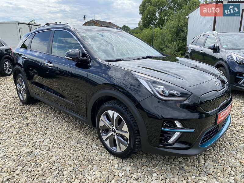 Позашляховик / Кросовер Kia Niro 2020 в Львові фото 19 Позашляховик / Кросовер Kia Niro 2020 в Львові
