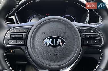 Внедорожник / Кроссовер Kia Niro 2020 в 