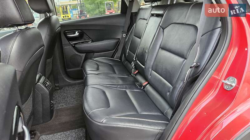 Внедорожник / Кроссовер Kia Niro 2020 в Радомышле фото 26 Внедорожник / Кроссовер Kia Niro 2020 в Радомышле