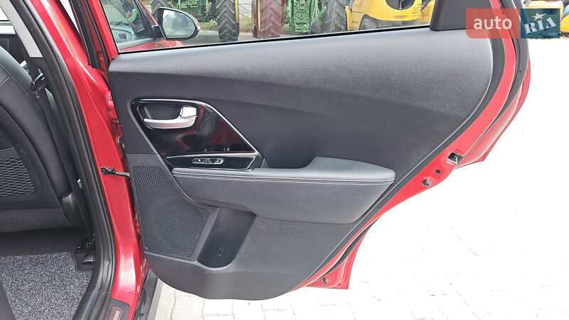 Внедорожник / Кроссовер Kia Niro 2020 в Радомышле фото 33 Внедорожник / Кроссовер Kia Niro 2020 в Радомышле