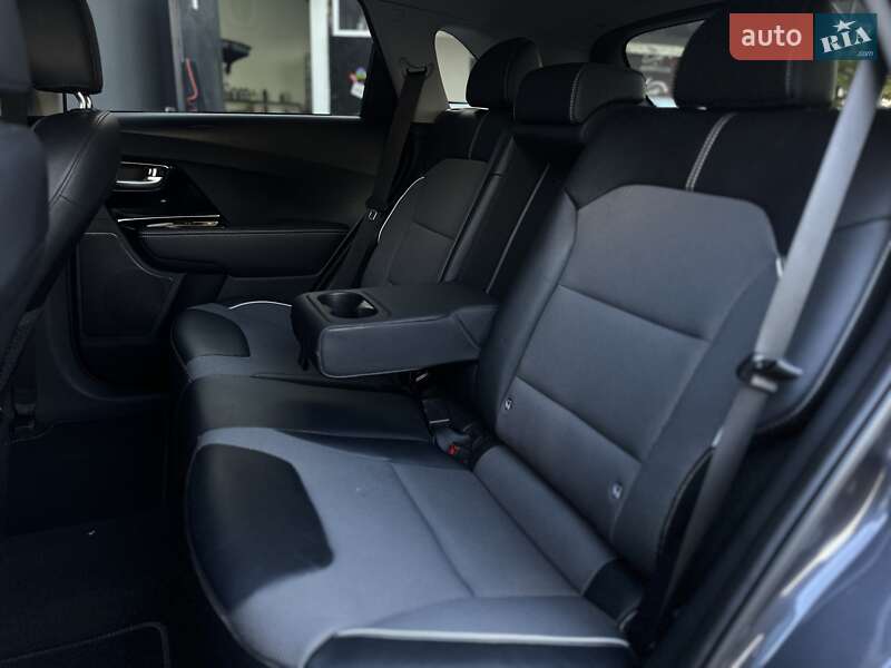 Позашляховик / Кросовер Kia Niro 2020 в Івано-Франківську