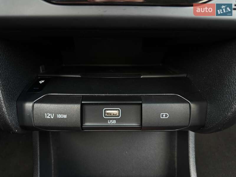 Позашляховик / Кросовер Kia Niro 2020 в Львові фото 59 Позашляховик / Кросовер Kia Niro 2020 в Львові