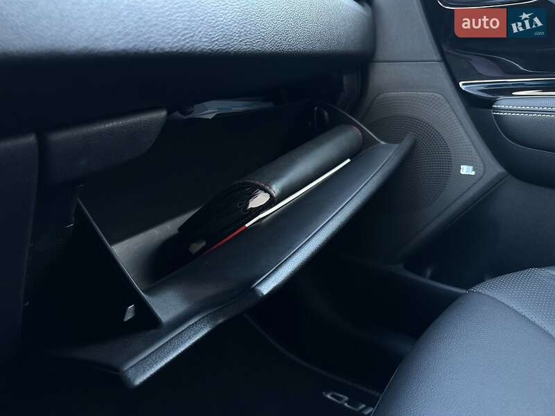 Внедорожник / Кроссовер Kia Niro 2020 в Львове фото 66 Внедорожник / Кроссовер Kia Niro 2020 в Львове