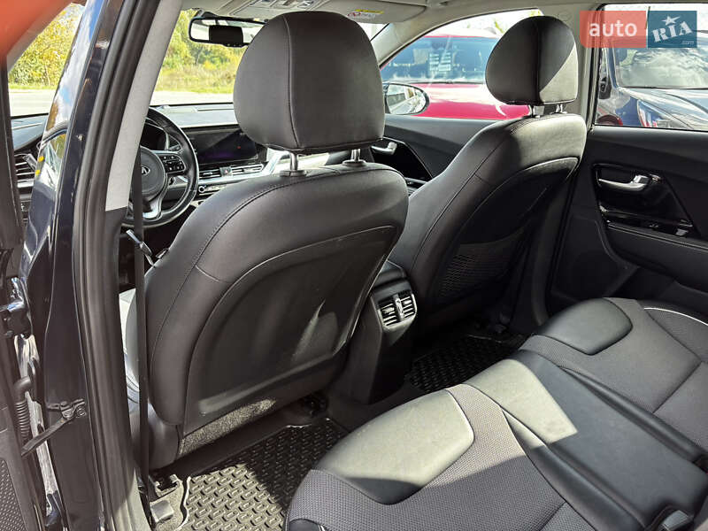 Позашляховик / Кросовер Kia Niro 2020 в Львові фото 31 Позашляховик / Кросовер Kia Niro 2020 в Львові