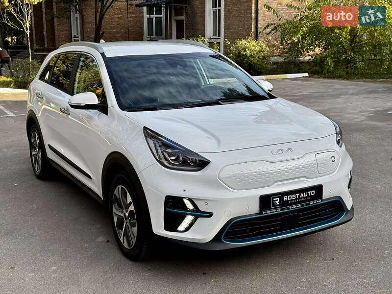Внедорожник / Кроссовер Kia Niro 2022 в Киеве
