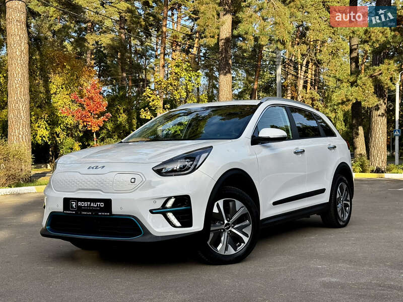 Внедорожник / Кроссовер Kia Niro 2022 в Киеве