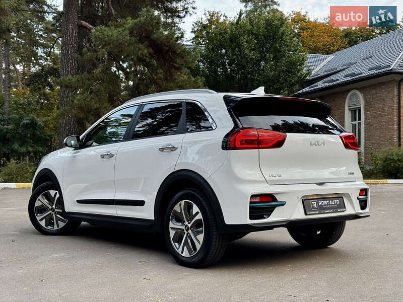 Внедорожник / Кроссовер Kia Niro 2022 в Киеве