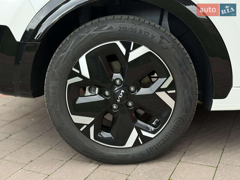 Внедорожник / Кроссовер Kia Niro 2024 в Луцке