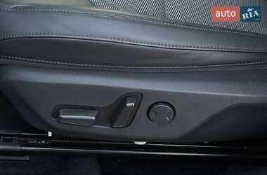 Внедорожник / Кроссовер Kia Niro 2023 в 