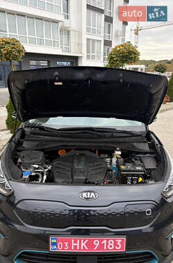 Позашляховик / Кросовер Kia Niro 2021 в  фото 9 Позашляховик / Кросовер Kia Niro 2021 в