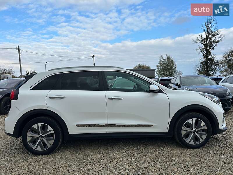 Внедорожник / Кроссовер Kia Niro 2021 в Львове
