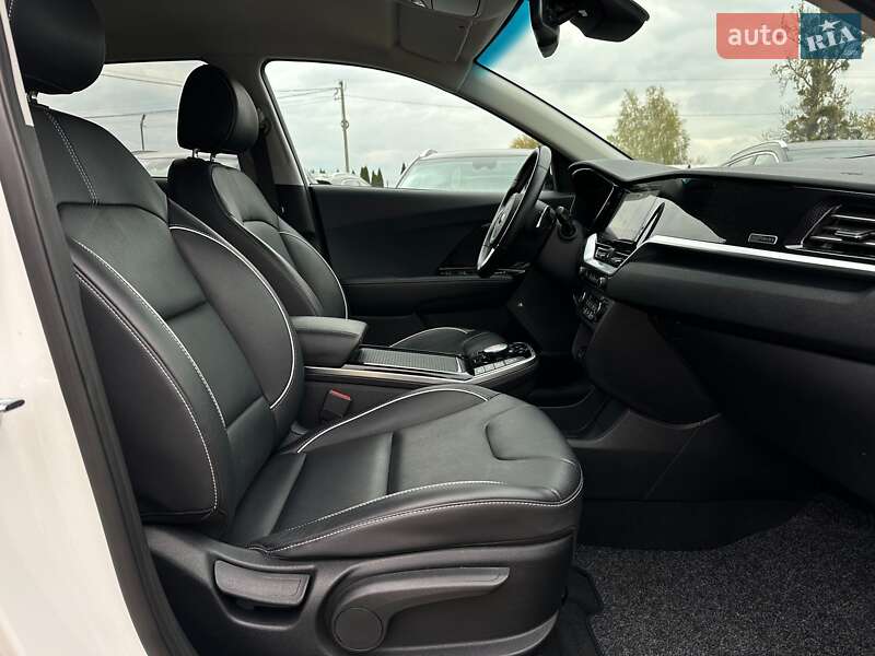 Внедорожник / Кроссовер Kia Niro 2021 в Львове