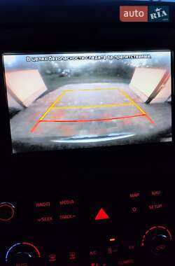 Позашляховик / Кросовер Kia Niro 2018 в 