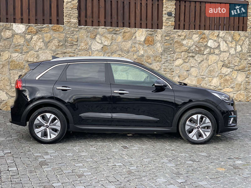 Внедорожник / Кроссовер Kia Niro 2020 в Ровно фото 12 Внедорожник / Кроссовер Kia Niro 2020 в Ровно