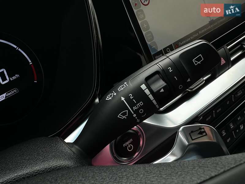 Позашляховик / Кросовер Kia Niro 2021 в Львові