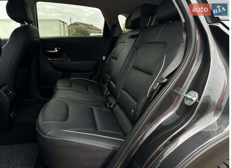 Позашляховик / Кросовер Kia Niro 2021 в Львові