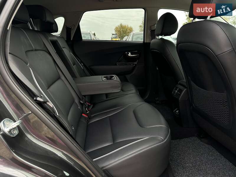 Позашляховик / Кросовер Kia Niro 2021 в Львові