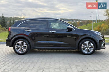 Внедорожник / Кроссовер Kia Niro 2021 в 